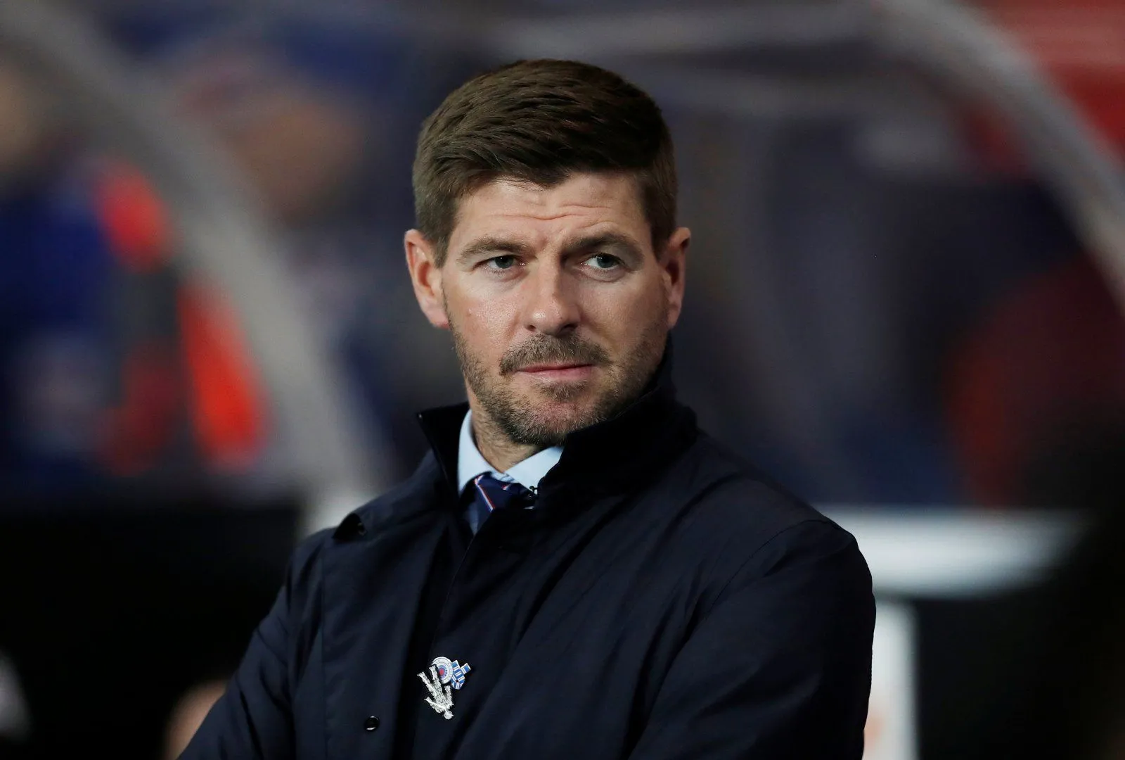 Steven Gerrard trong thời gian dẫn dắt Rangers thi đấu tại Europa League
