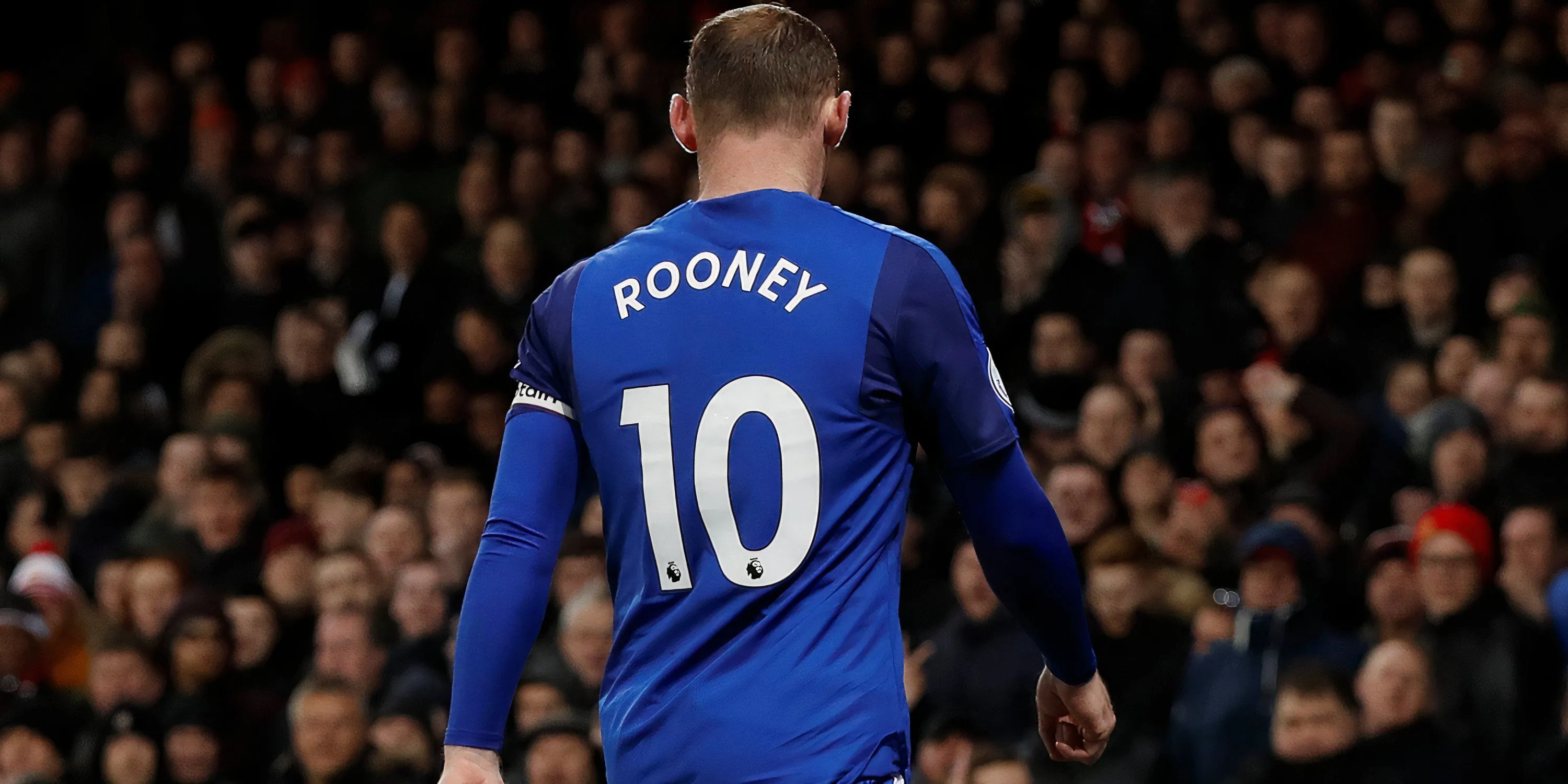 Wayne Rooney mặc áo số 10 của Everton tại Premier League