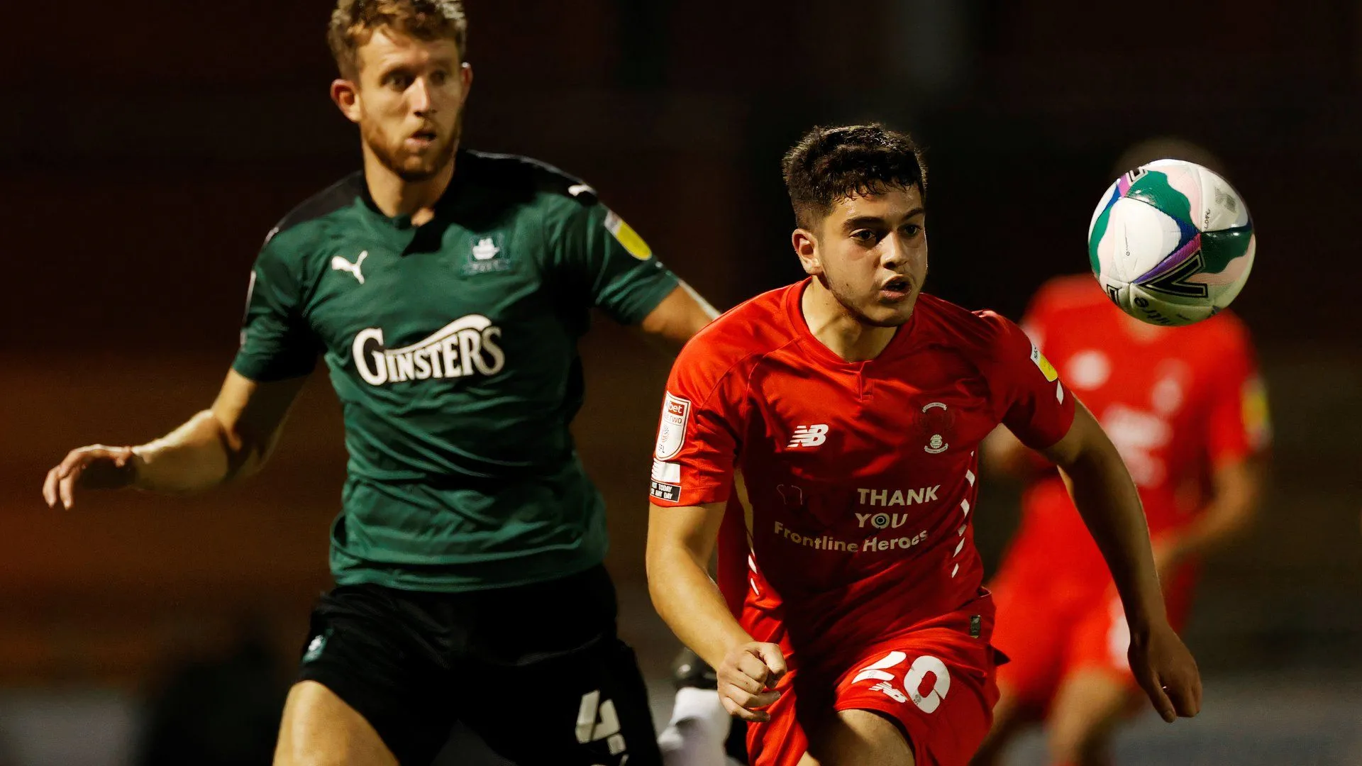 Ruel Sotiriou thời còn là trụ cột giúp Leyton Orient vô địch League Two, kinh nghiệm quý giá cho Bristol Rovers.