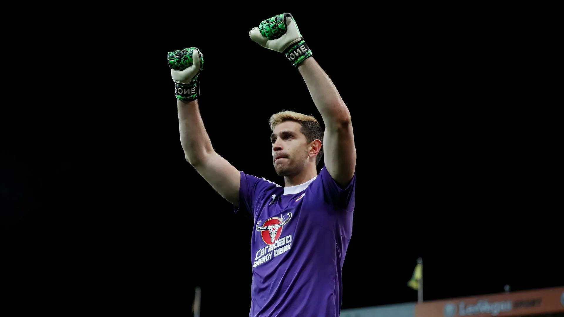 Emiliano Martinez trong giai đoạn thi đấu cho Reading, tích lũy kinh nghiệm ở giải hạng Nhất