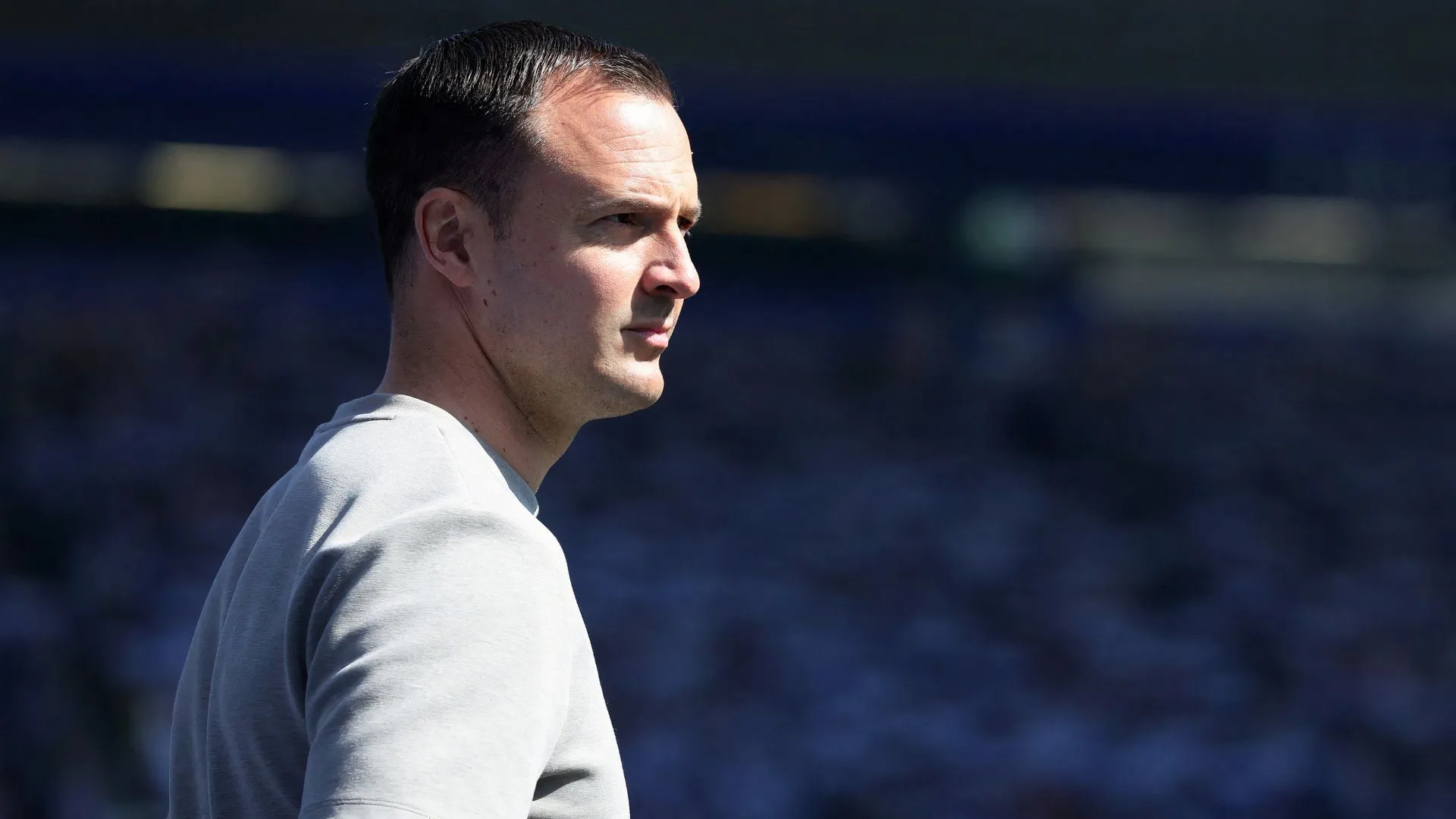 HLV Chris Davies của Birmingham City, người đang dẫn dắt công cuộc tái thiết mạnh mẽ của đội bóng tại Championship