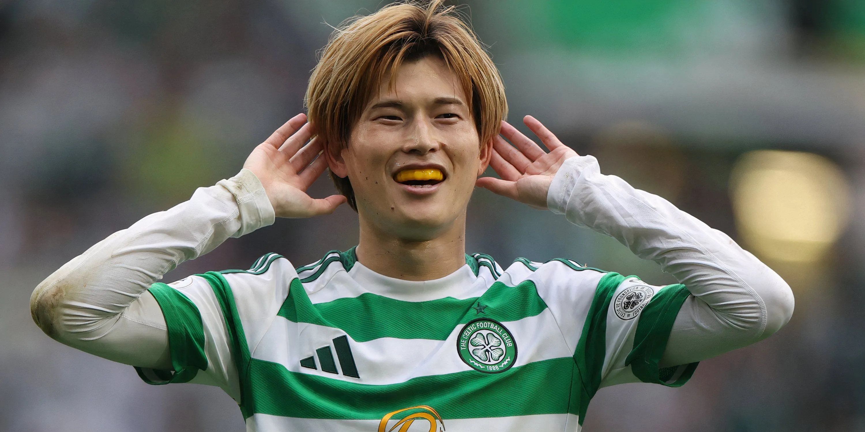 Kyogo Furuhashi thi đấu cho Celtic tại giải VĐQG Scotland trước khi chuyển sang giải hạng Hai Anh