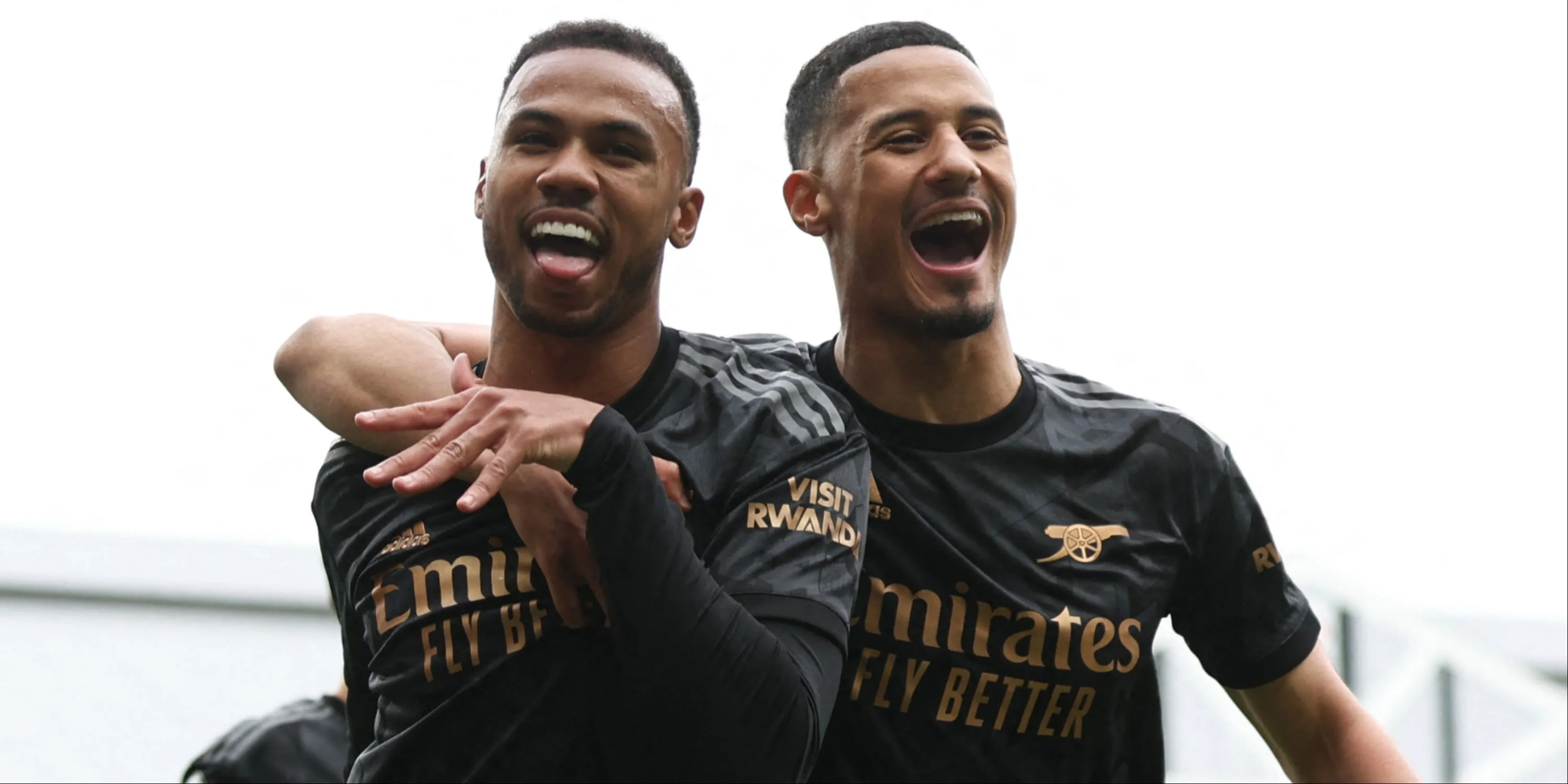 William Saliba và Gabriel hợp tác vững chắc ở hàng phòng ngự Arsenal