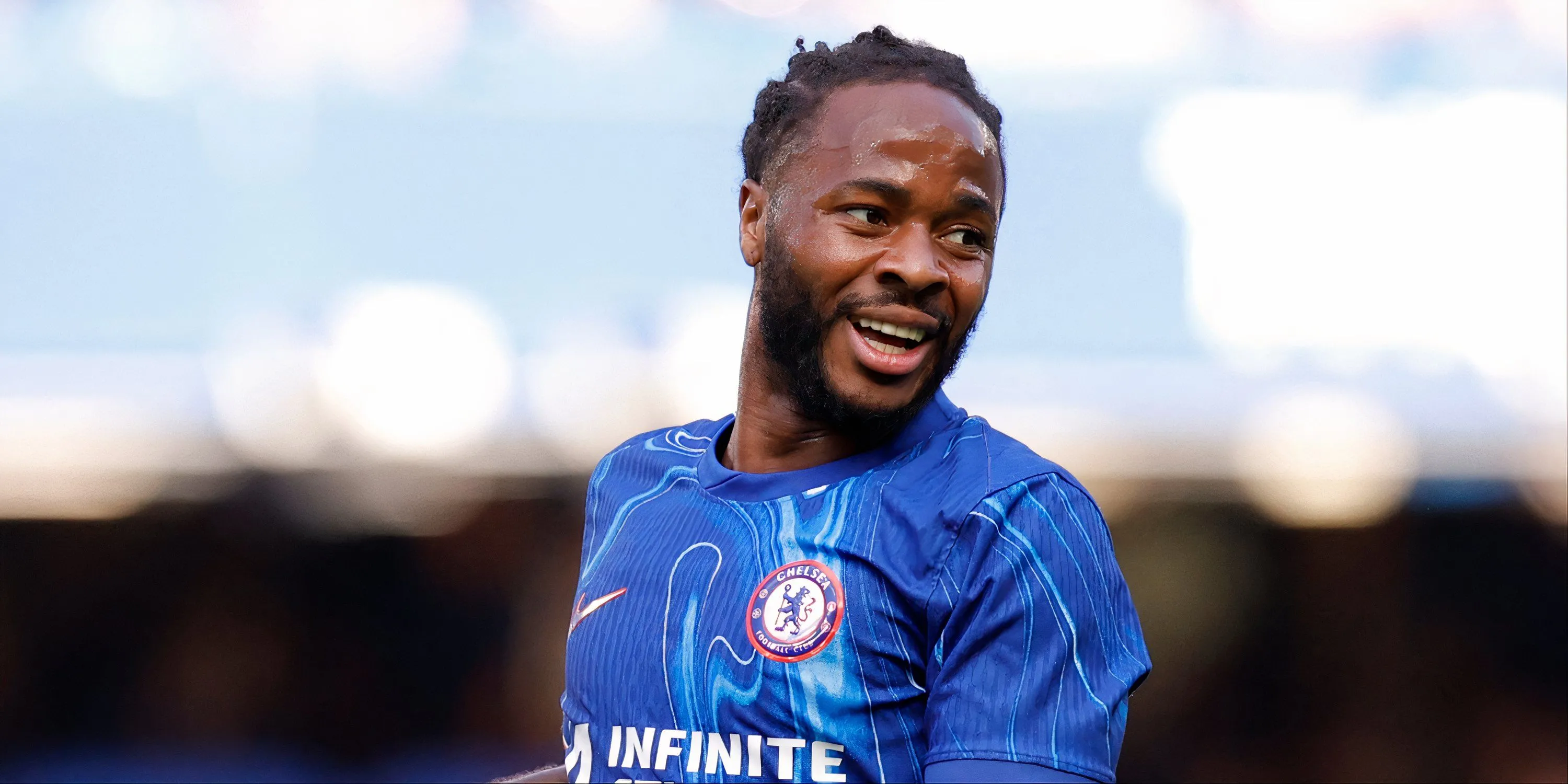 Raheem Sterling của Chelsea có thể là một mục tiêu chuyển nhượng khác