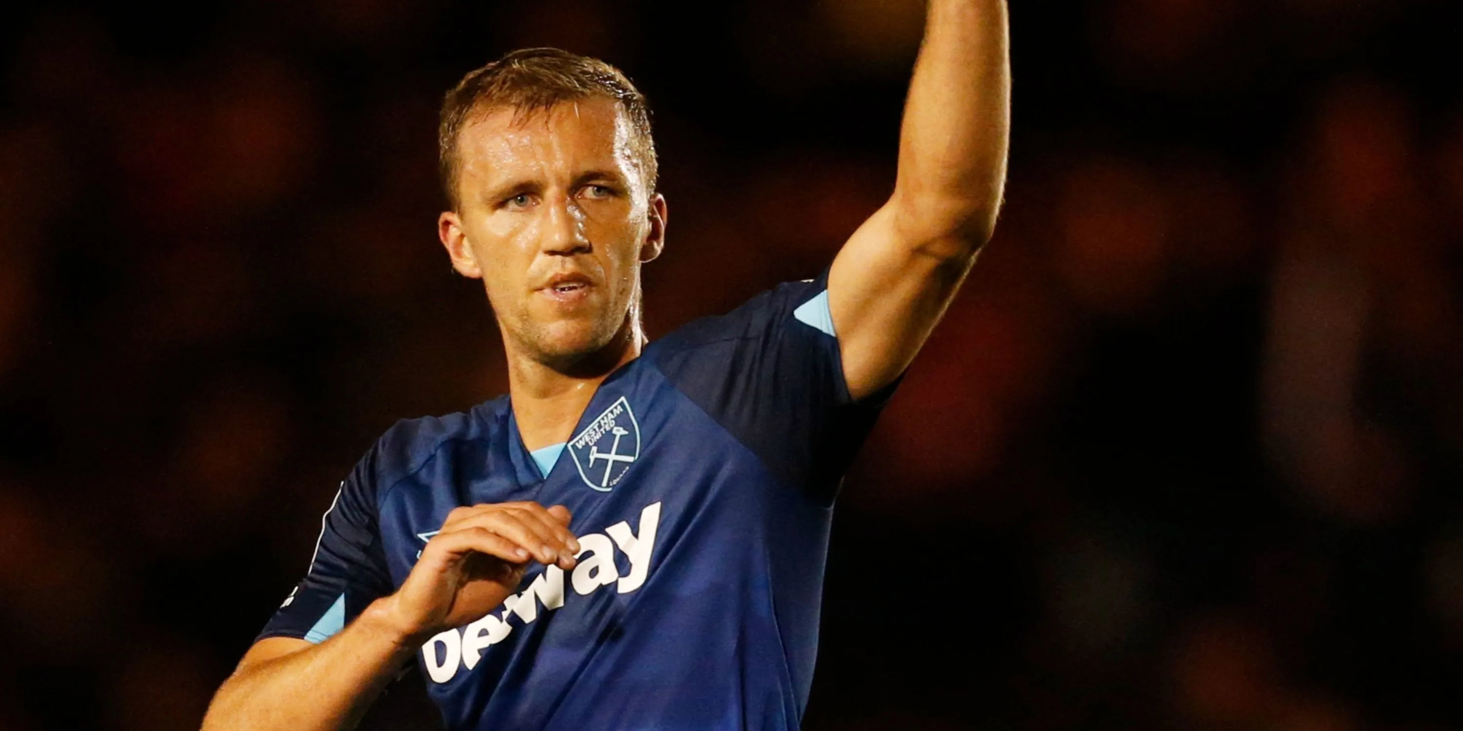 Tiền vệ Tomas Soucek của West Ham thi đấu ở Premier League