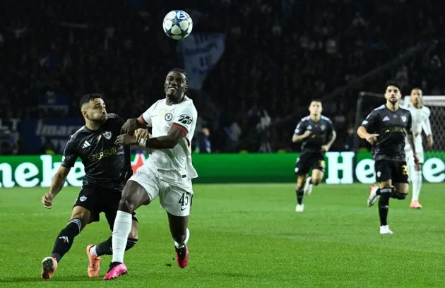 Người hâm mộ Chelsea bất bình về tình trạng chấn thương liên tiếp của Romeo Lavia