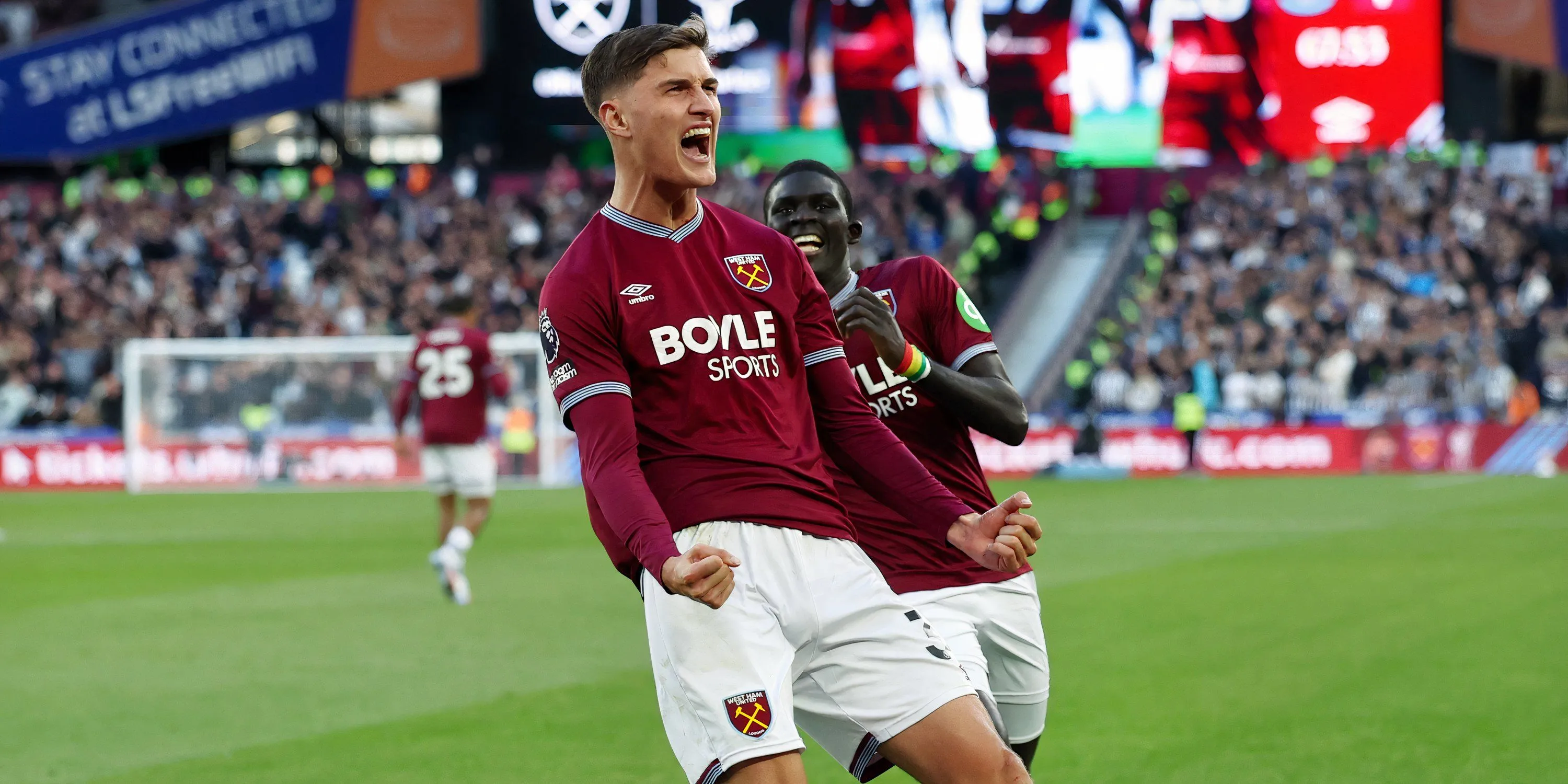 Potts là ngôi sao mới nổi của West Ham United